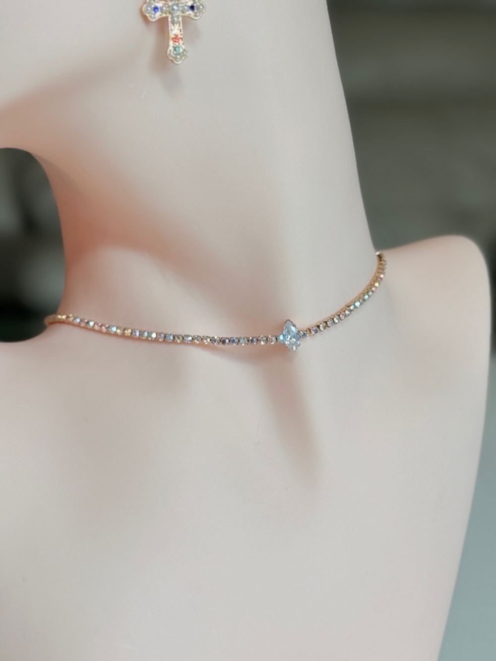 Gold Crystal Choker Necklace with Clear Center Stone